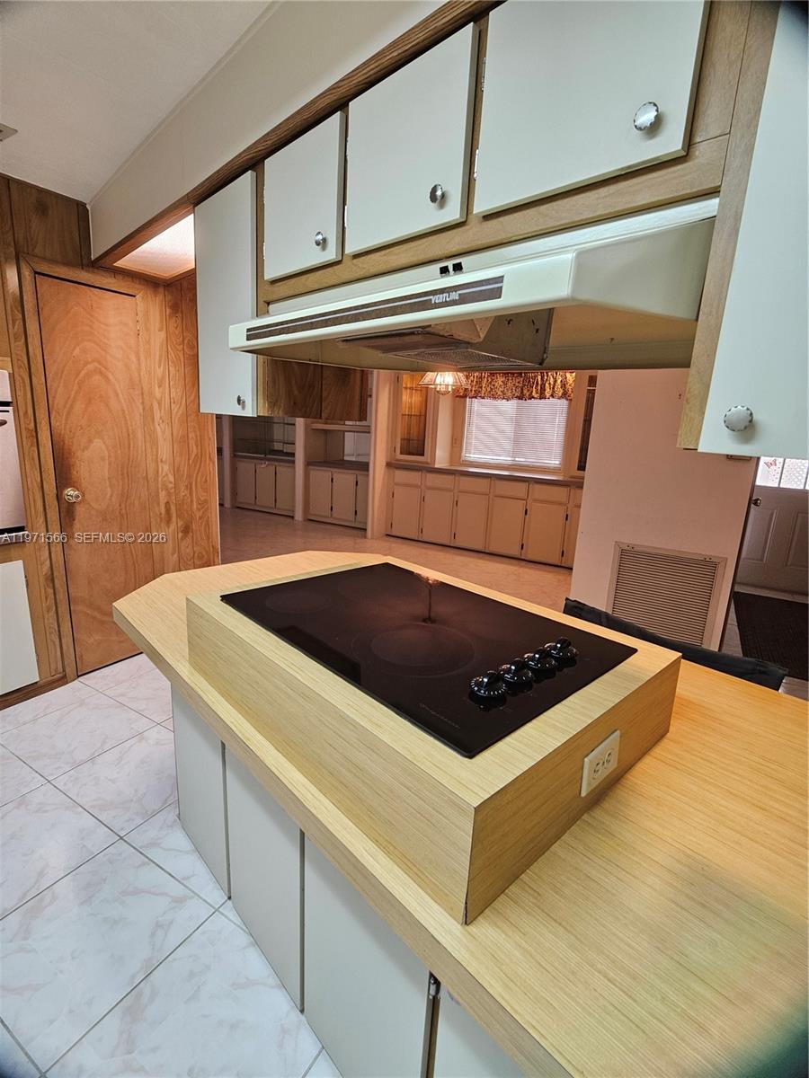 HIGHLAND MEADOWS ESTATES - Residential