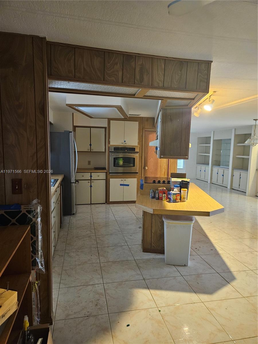 HIGHLAND MEADOWS ESTATES - Residential