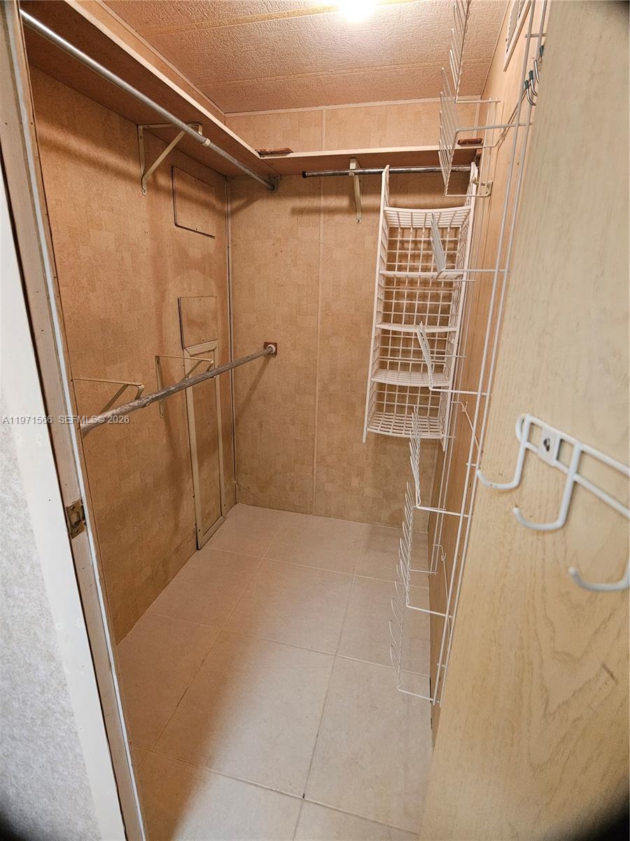 HIGHLAND MEADOWS ESTATES - Residential