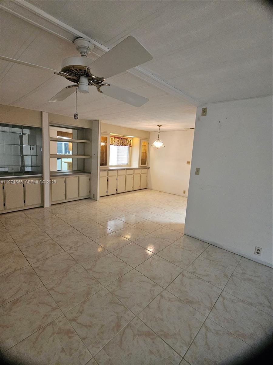 HIGHLAND MEADOWS ESTATES - Residential