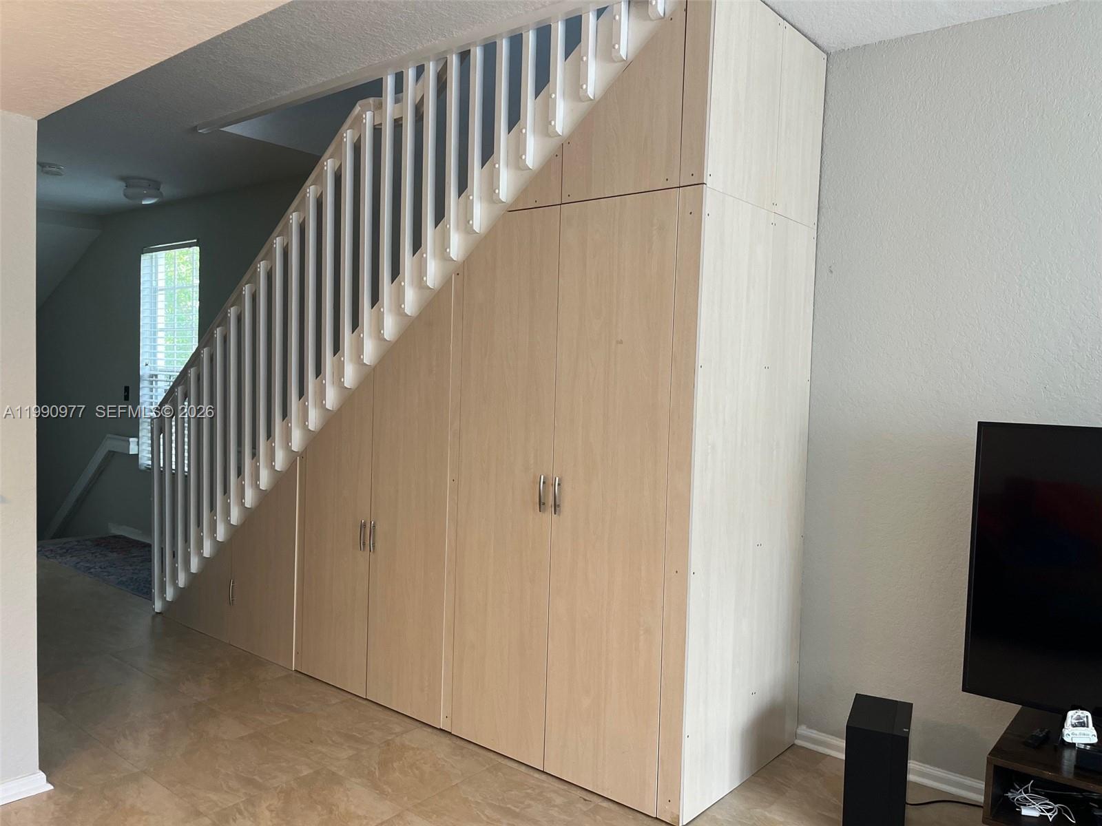 VILLAS DE TUSCANY CONDO - Residential Lease