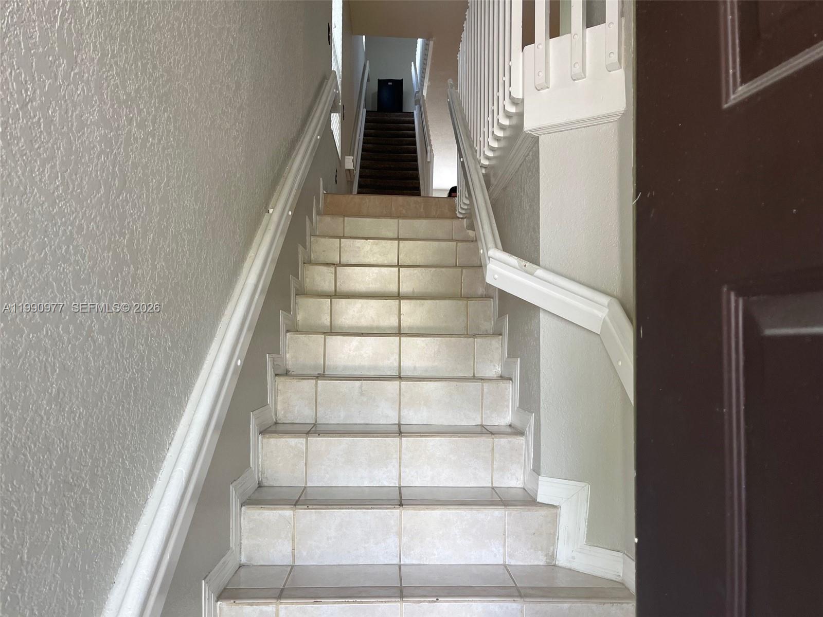 VILLAS DE TUSCANY CONDO - Residential Lease