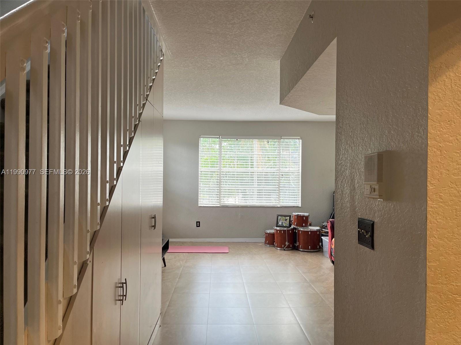 VILLAS DE TUSCANY CONDO - Residential Lease