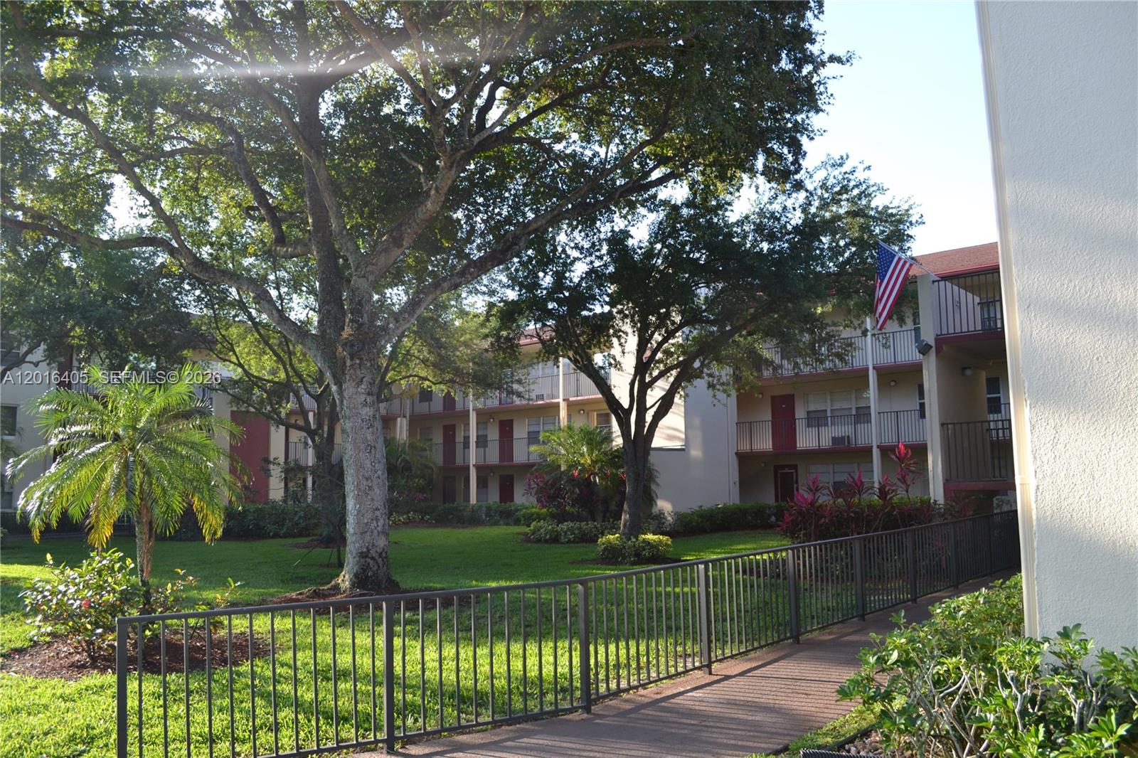 NEW HAMPTON AT CENTURY VI - Residential Lease