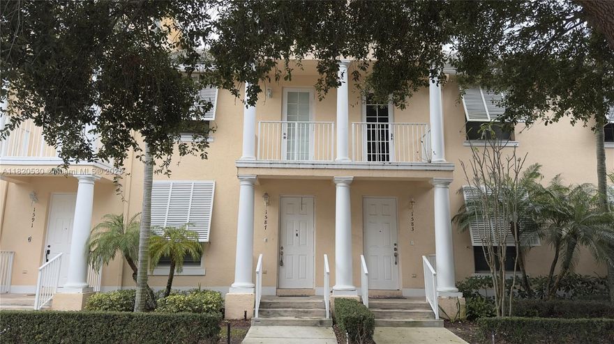 Highly Desirable Abacoa Townhome
This 1,290 sq ft townhome offers 3 bedrooms, 2.5 bathrooms, and a one-car garage. The kitchen features white cabinetry, stainless steel appliances, and granite countertops.

The first floor includes tile flooring throughout and a convenient half bath. Upstairs, you’ll find two guest bedrooms, a full guest bath, and a spacious primary suite with a walk-in closet, en-suite bath, and private walk-out balcony. The second floor is carpeted throughout. A full-size washer and dryer are included.

Ideally located near Abacoa Community Park, Roger Dean Stadium, dining, shopping, and major highways—this home offers both comfort and convenience.