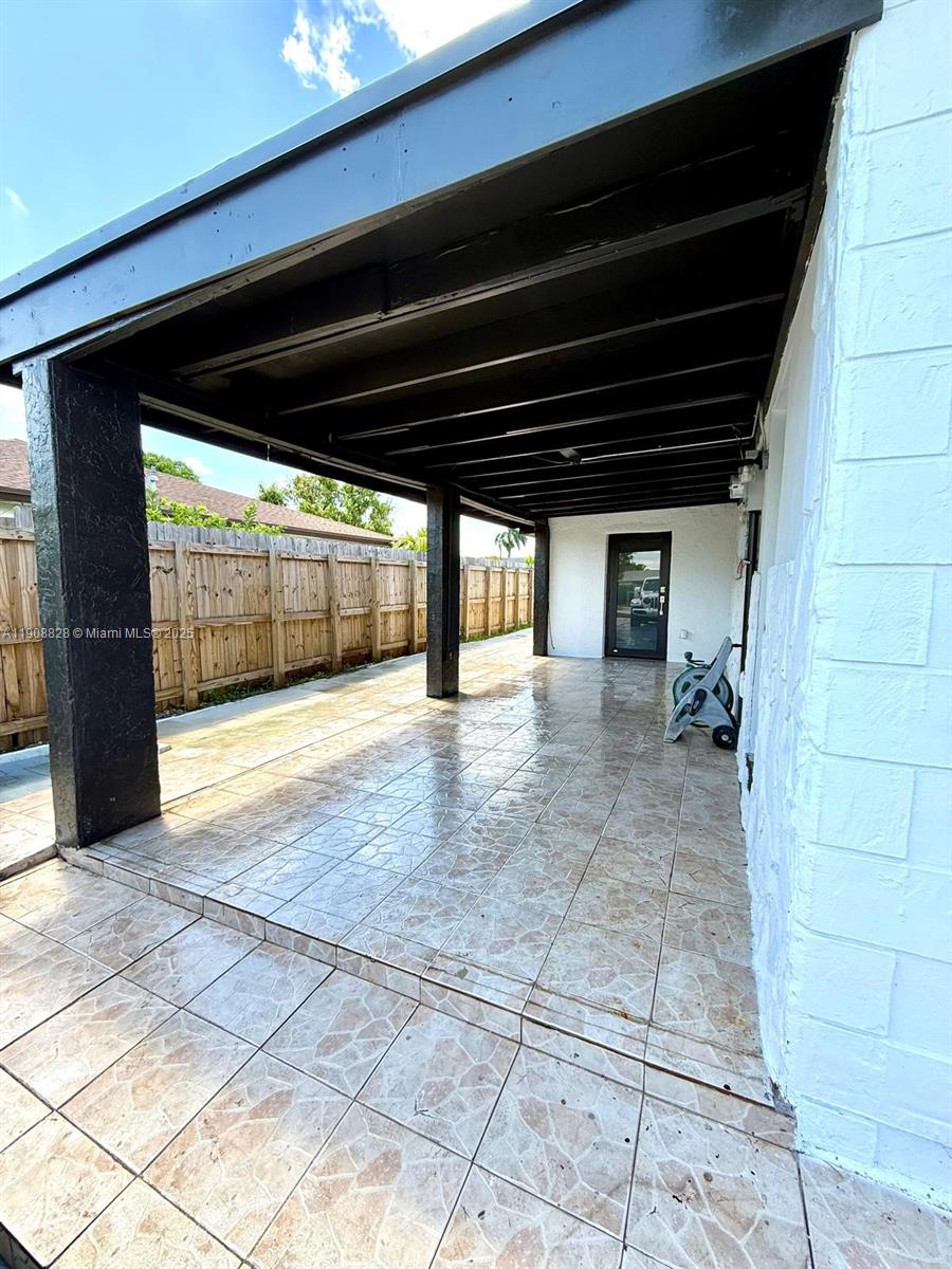 RICHLAND ESTATES - Residential Lease