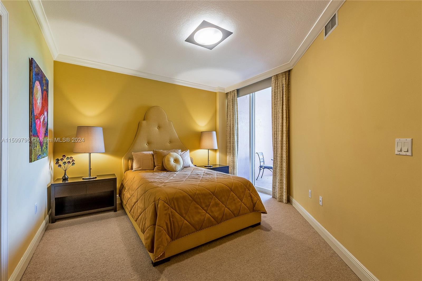 OCEAN CLUB - Residential