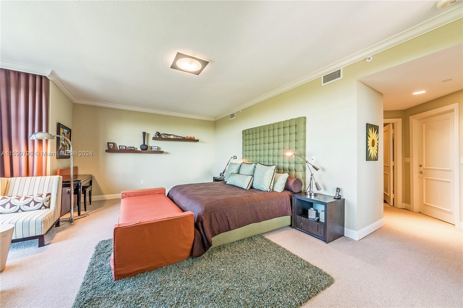 OCEAN CLUB - Residential