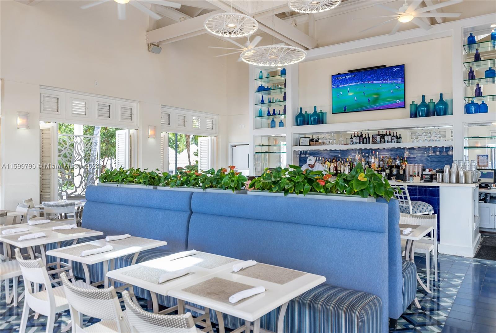 OCEAN CLUB - Residential