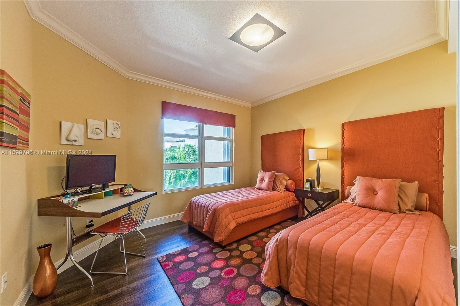 OCEAN CLUB - Residential