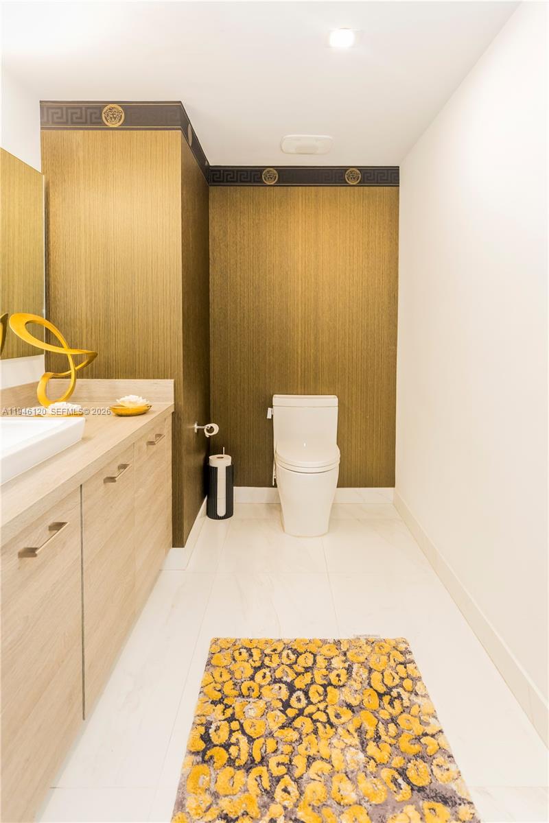 400 SUNNY ISLES CONDO WES - Residential