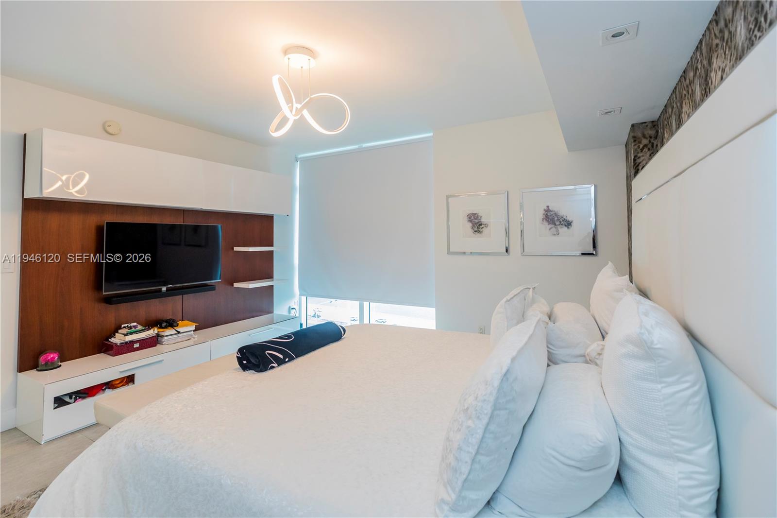 400 SUNNY ISLES CONDO WES - Residential