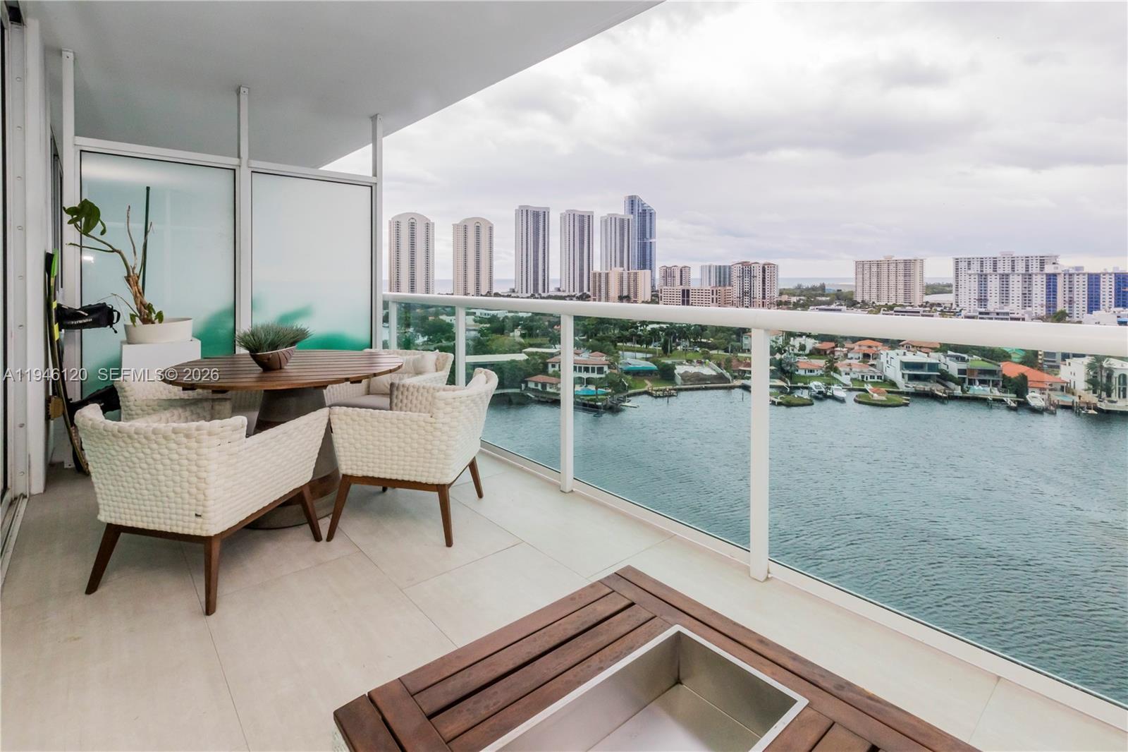 400 SUNNY ISLES CONDO WES - Residential