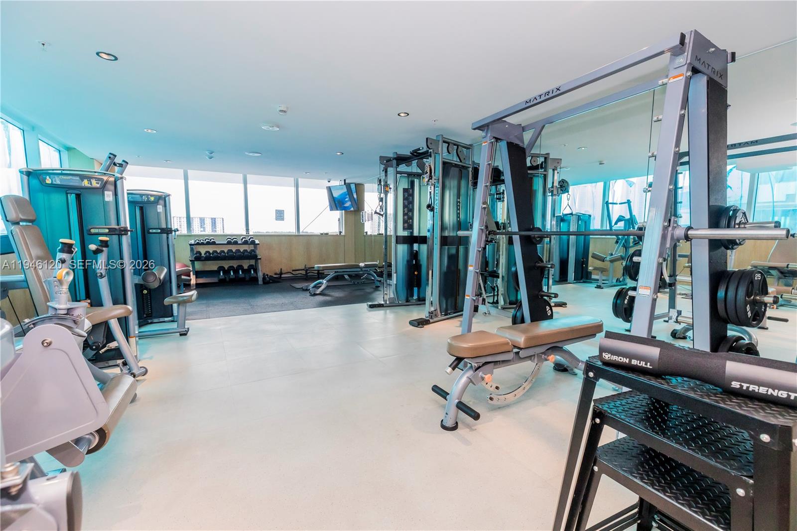 400 SUNNY ISLES CONDO WES - Residential