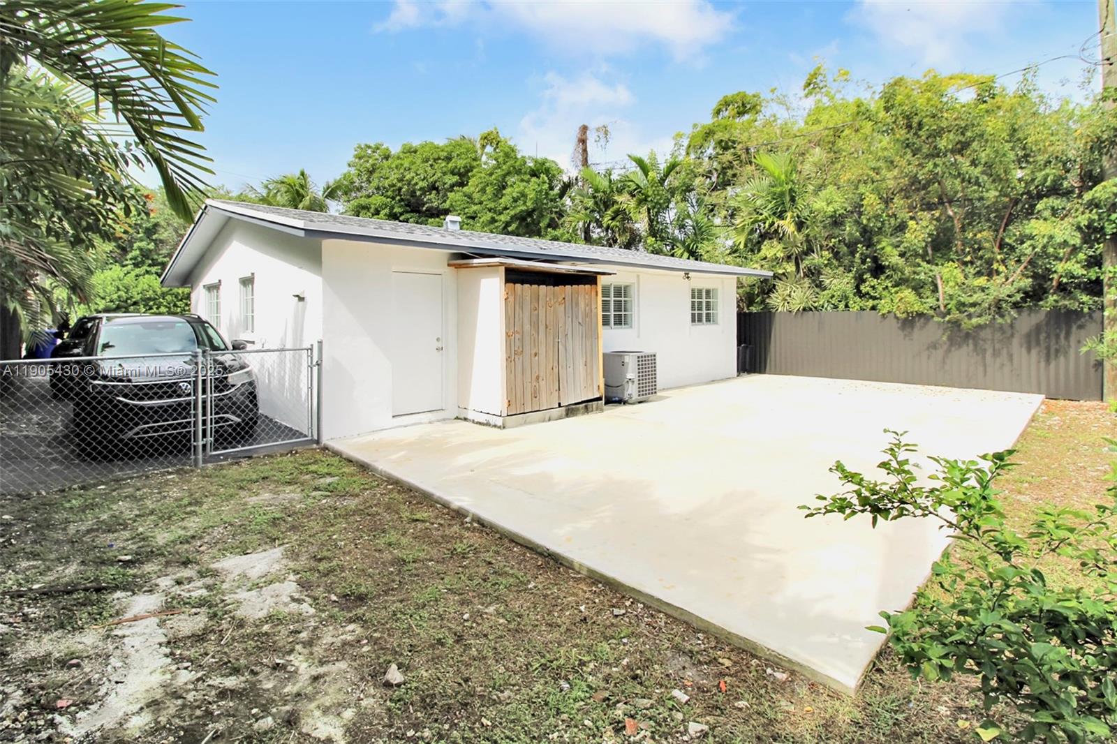 ALTA VISTA - Residential Lease