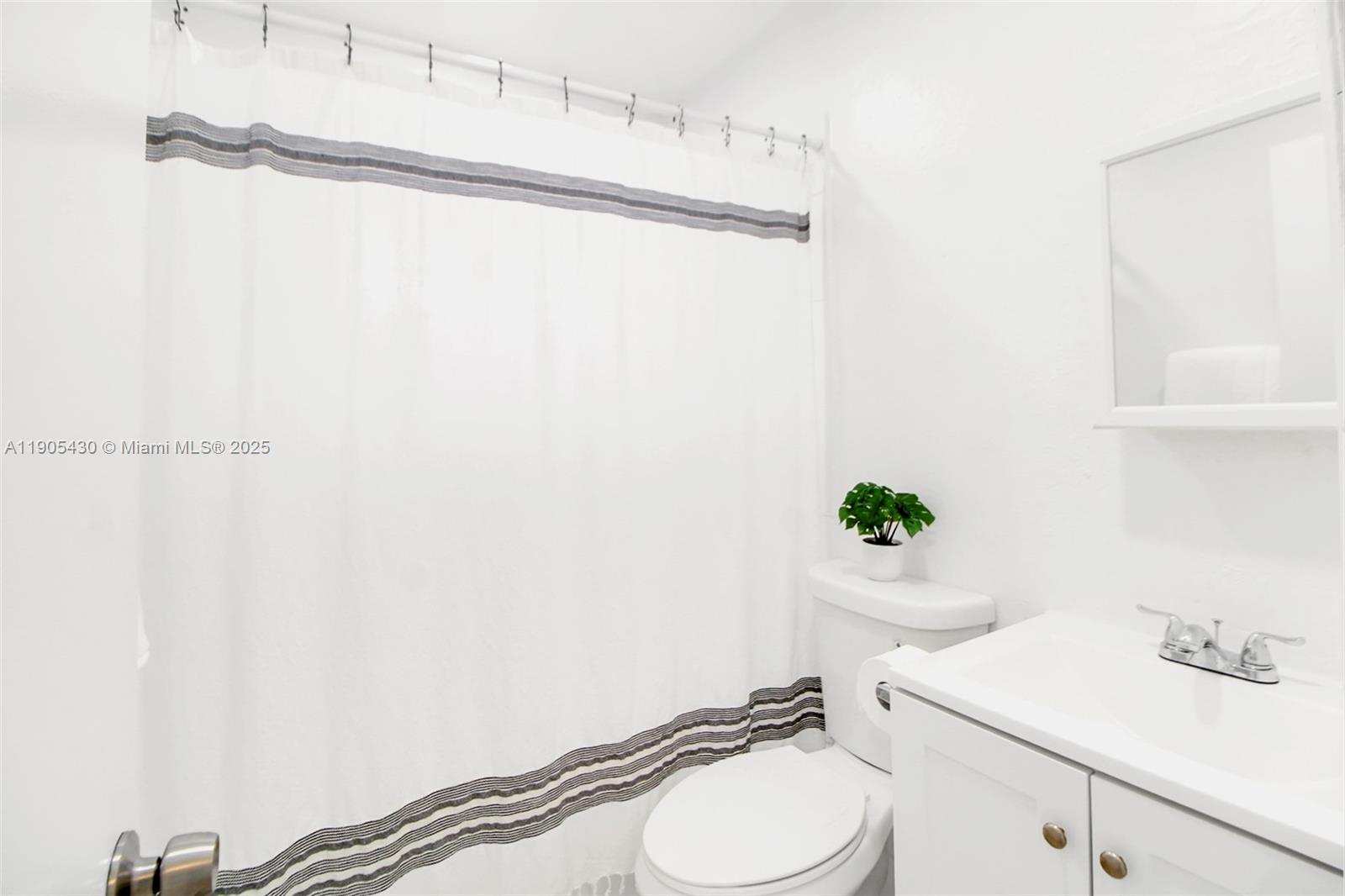 ALTA VISTA - Residential Lease