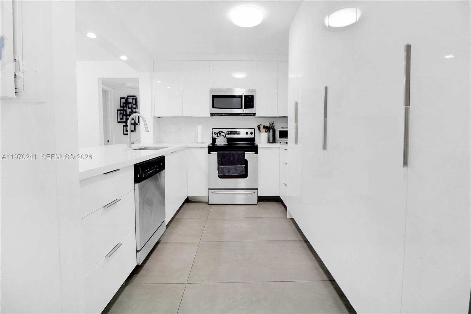 KENLAND BEND NORTH CONDO - Residential