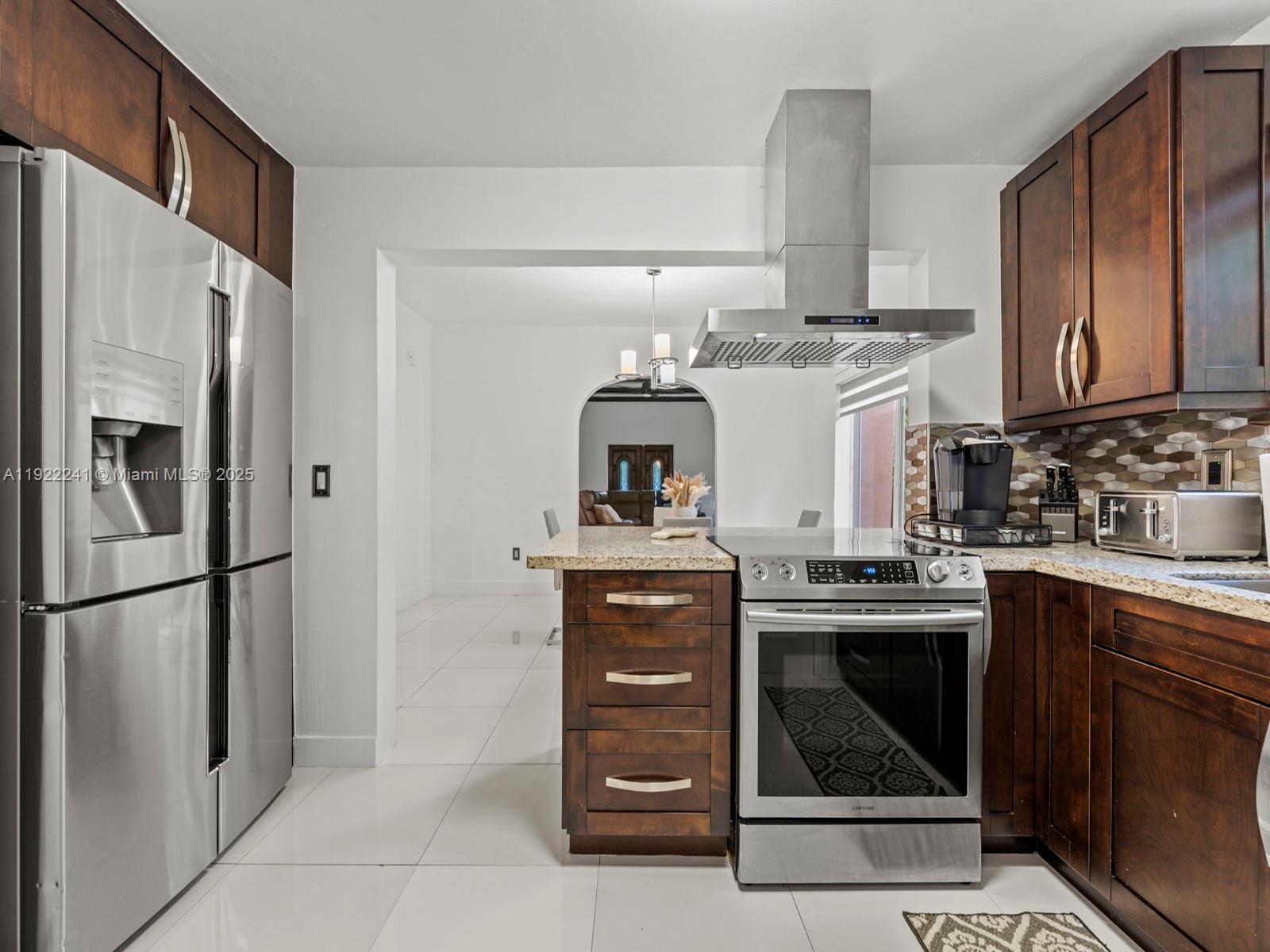 SHADOWLAWN EXTENSION SUB - Residential