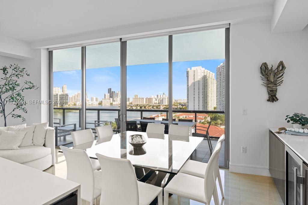 ECHO CONDO - Residential