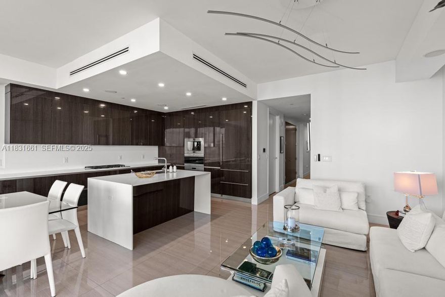 Echo Aventura – Upscale living at its finest. This expansive 3BD + staff room / 4.5BA corner unit offers breathtaking ocean and intracoastal views. Interior features include elegant marble and wood flooring, a modern Italian kitchen with premium appliances, and an oversized balcony with a summer kitchen—ideal for entertaining. Enjoy 5-star amenities in this full-service, resort-style building: fitness center, spa, yoga studio, on-site café, poolside service, and more. Luxury, location, and lifestyle—all in oneEcho Aventura is a 5-star, full-service building with resort-style amenities, including: Private elevator State-of-the-art fitness center & spa Yoga studio On-site restaurant/café
Poolside service and 2 parking assigned spaces and storage