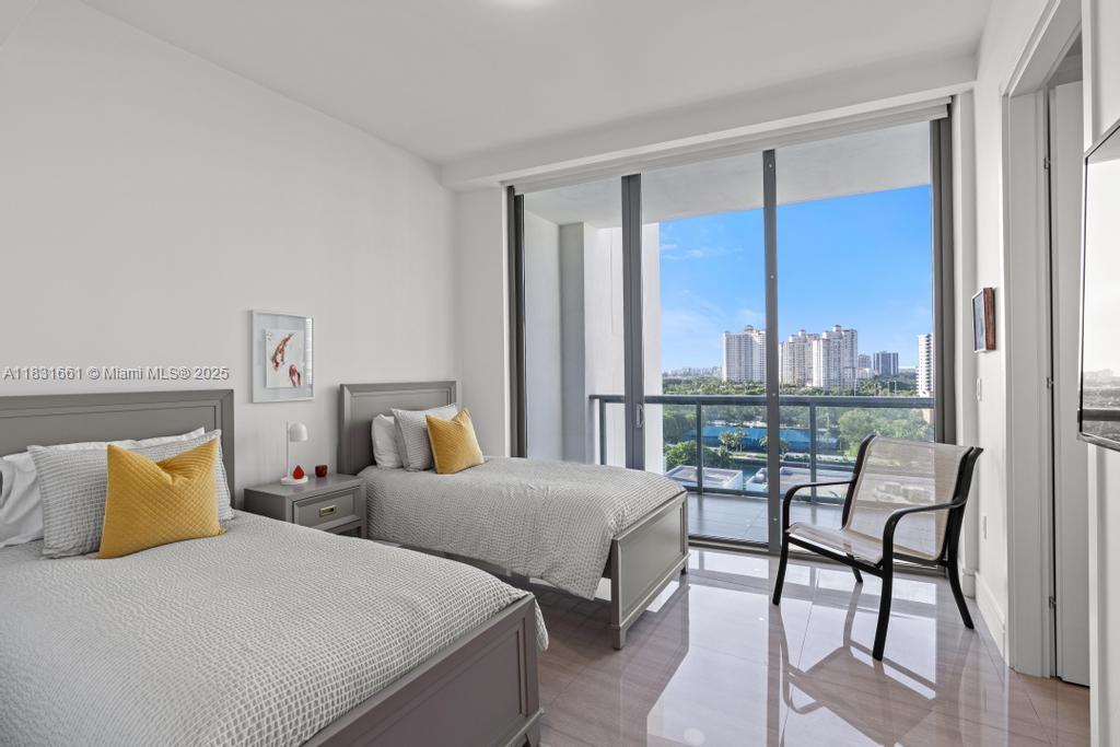 ECHO CONDO - Residential