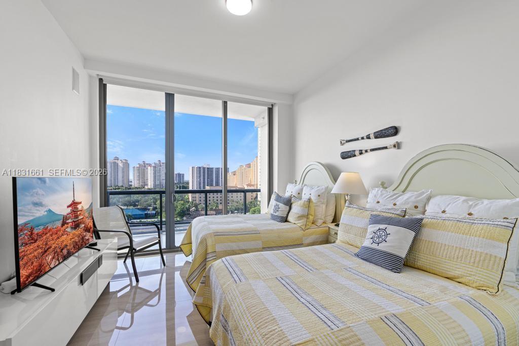 ECHO CONDO - Residential