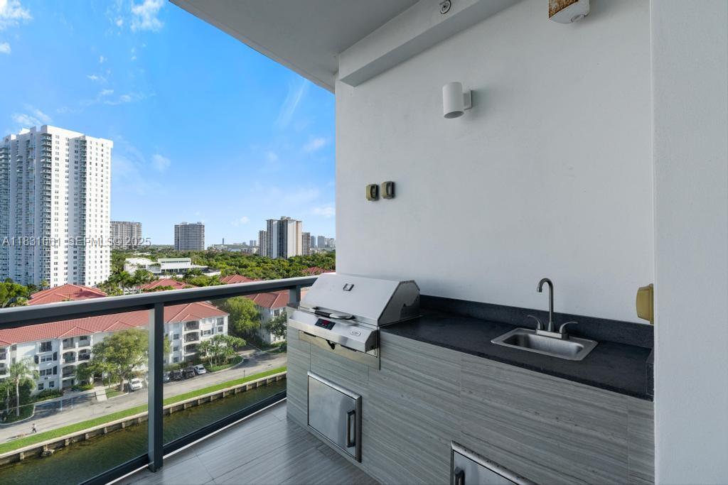 ECHO CONDO - Residential