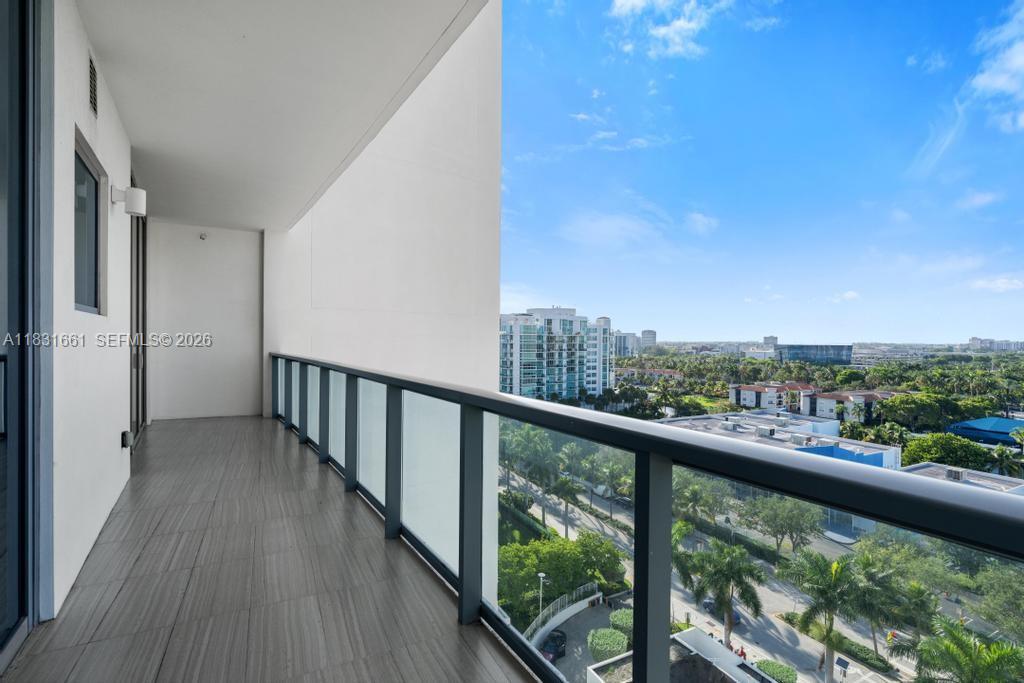 ECHO CONDO - Residential