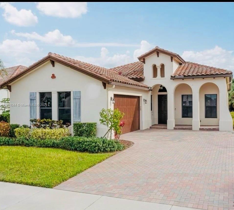 5008 Salerno St, Ave Maria, Collier County, Florida - 4 Bedrooms  
3 Bathrooms - 