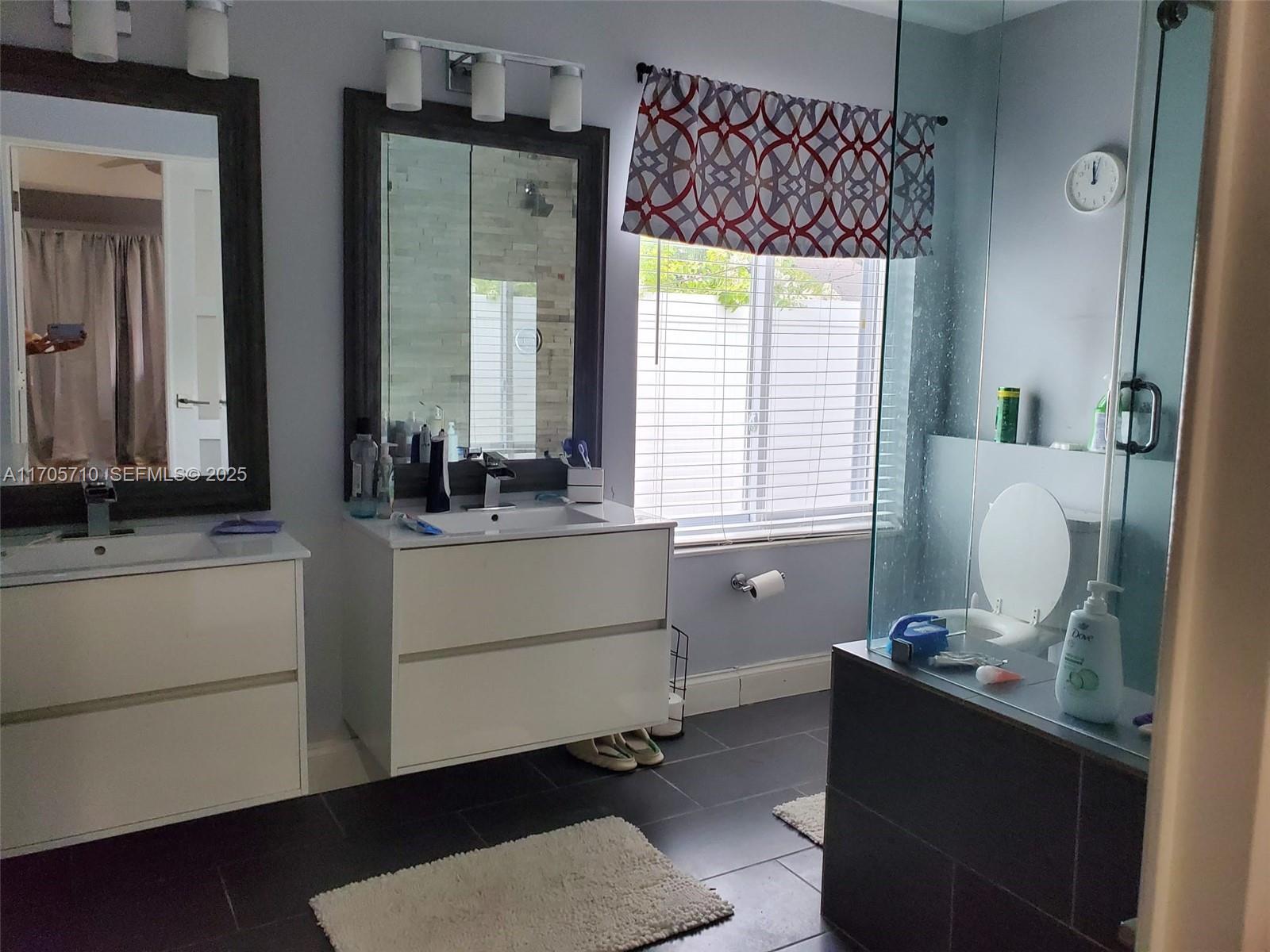 BOULEVARD WOODS EAST - Residential