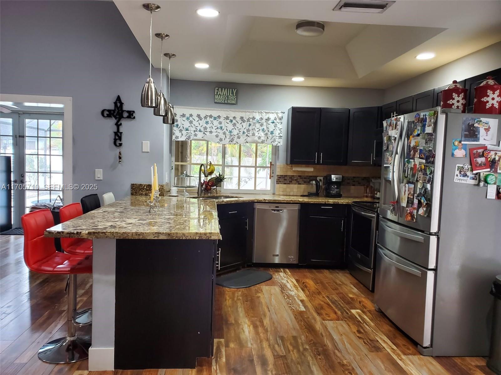 BOULEVARD WOODS EAST - Residential