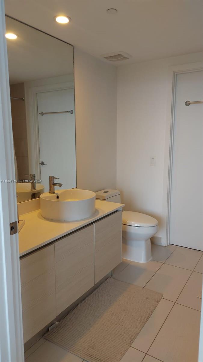 4250 BISCAYNE BOULEVARD C - Residential Lease