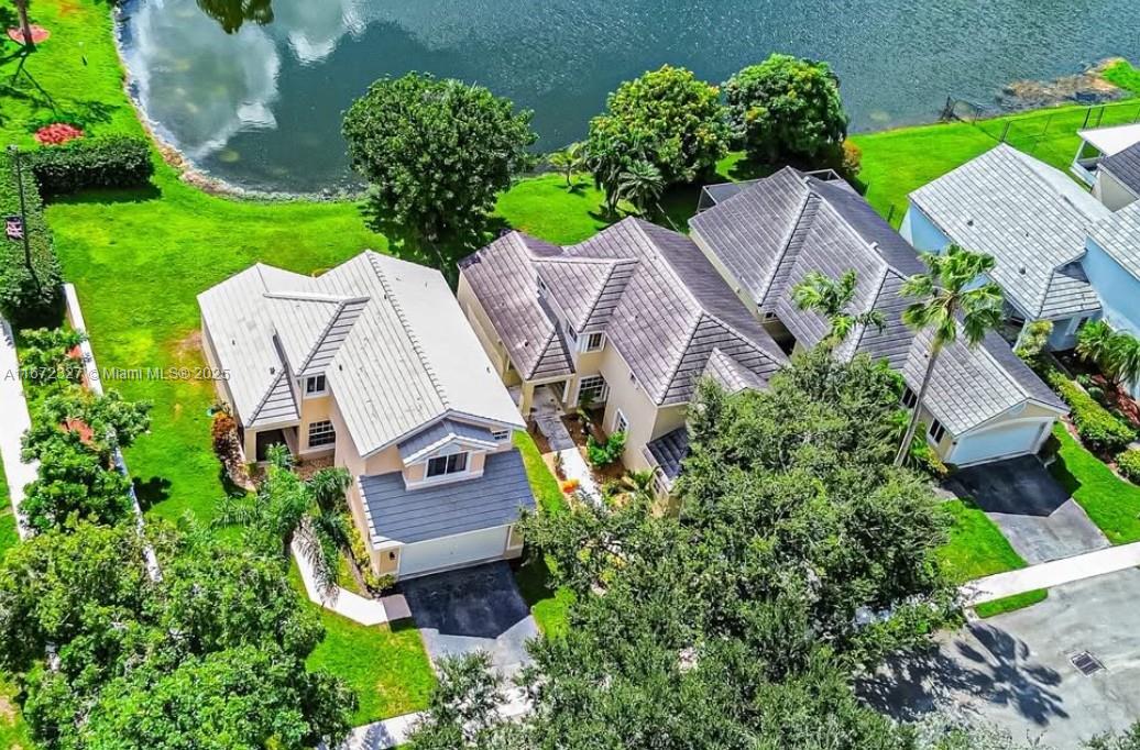 2913 Myrtle Oak Cir