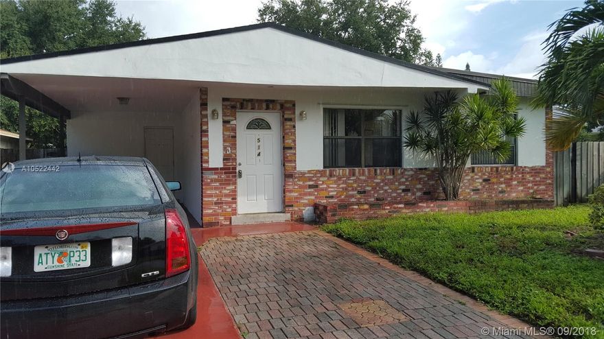 GREAT INVESTMENT PROPERTY, CURRENTLY VACANT, CAN BE RENTED FOR $1,600/M** SINGLE FAMILY HOME, CENTRALLY LOCATED WITH 3 BEDROOMS, 2 BATHS, SPACIOUS ROOMS, LARGE DRIVEWAY. CENTRALLY LOCATED CLOSE TO US1 AND I-95, & THE BEACHES.