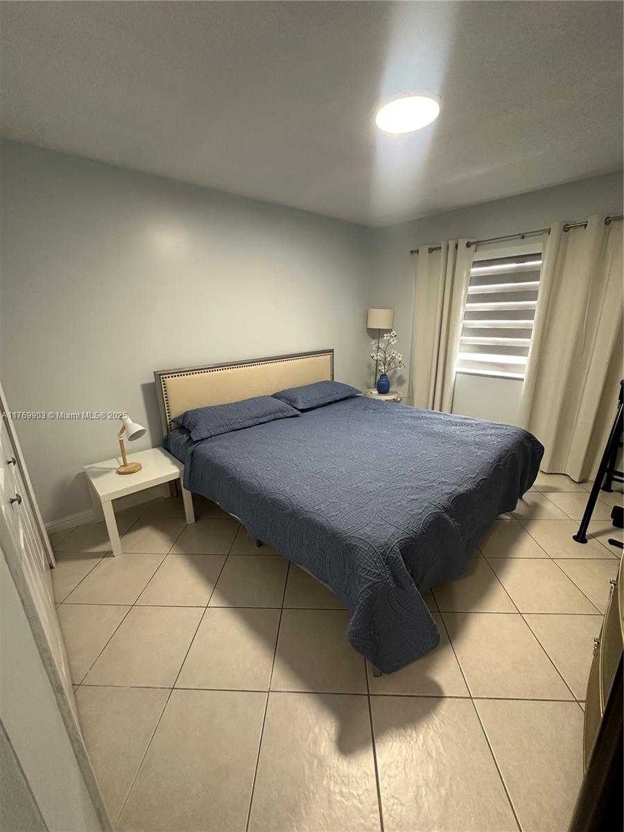 CRISTAL VILLAS CONDO - Residential