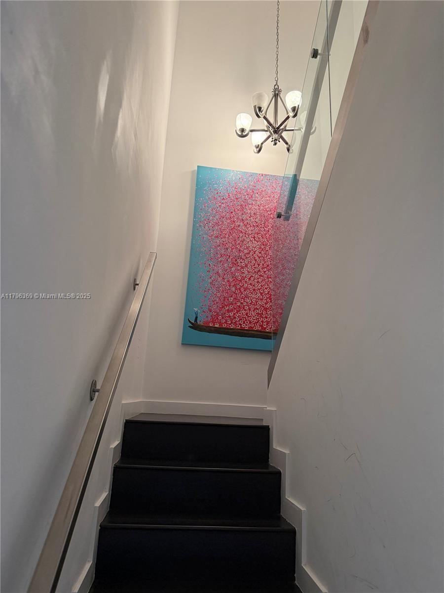 MARQUIS CONDO - Residential