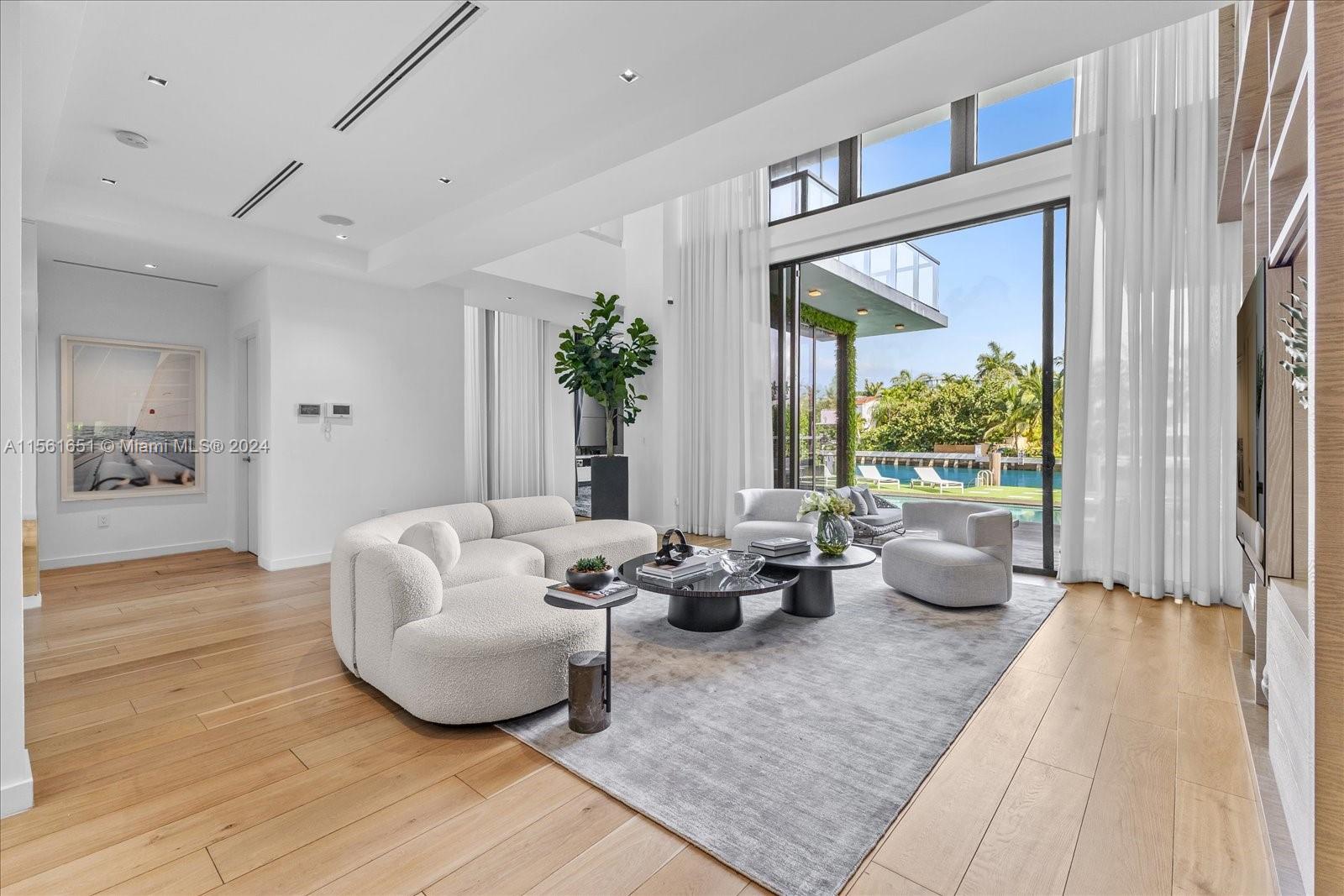 MID GOLF EXTENSION SUB - Residential