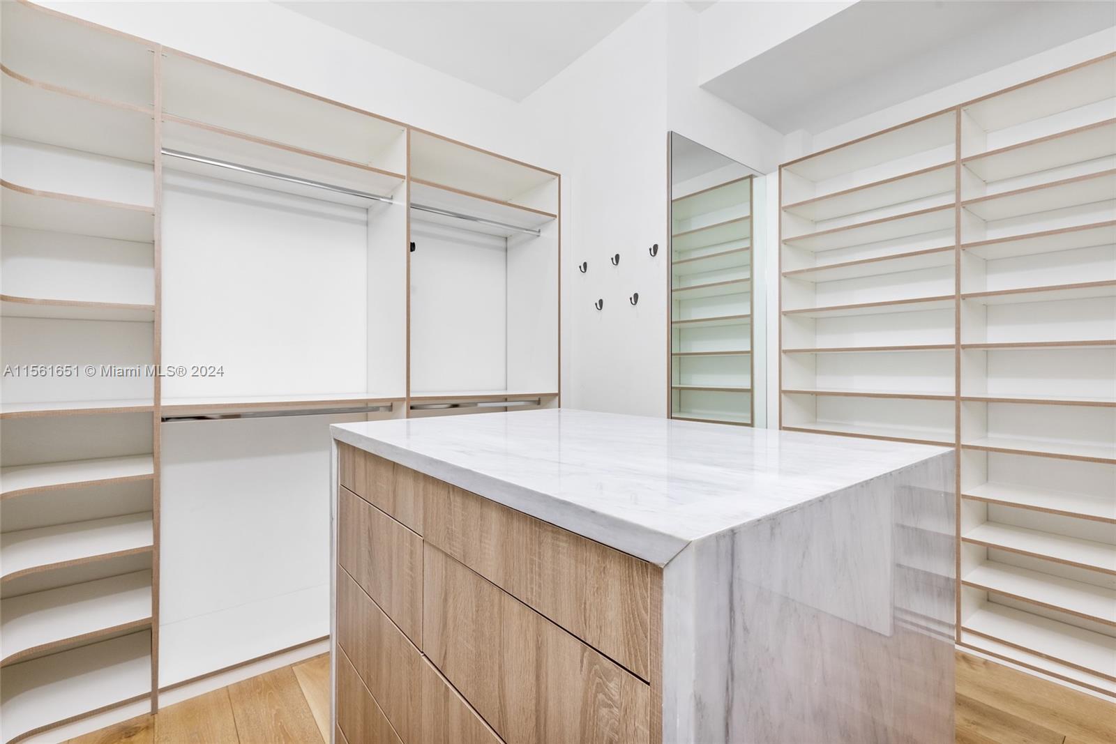 MID GOLF EXTENSION SUB - Residential