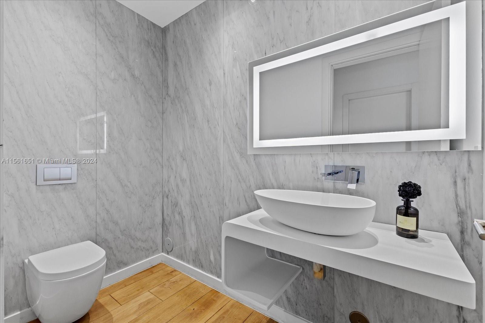 MID GOLF EXTENSION SUB - Residential