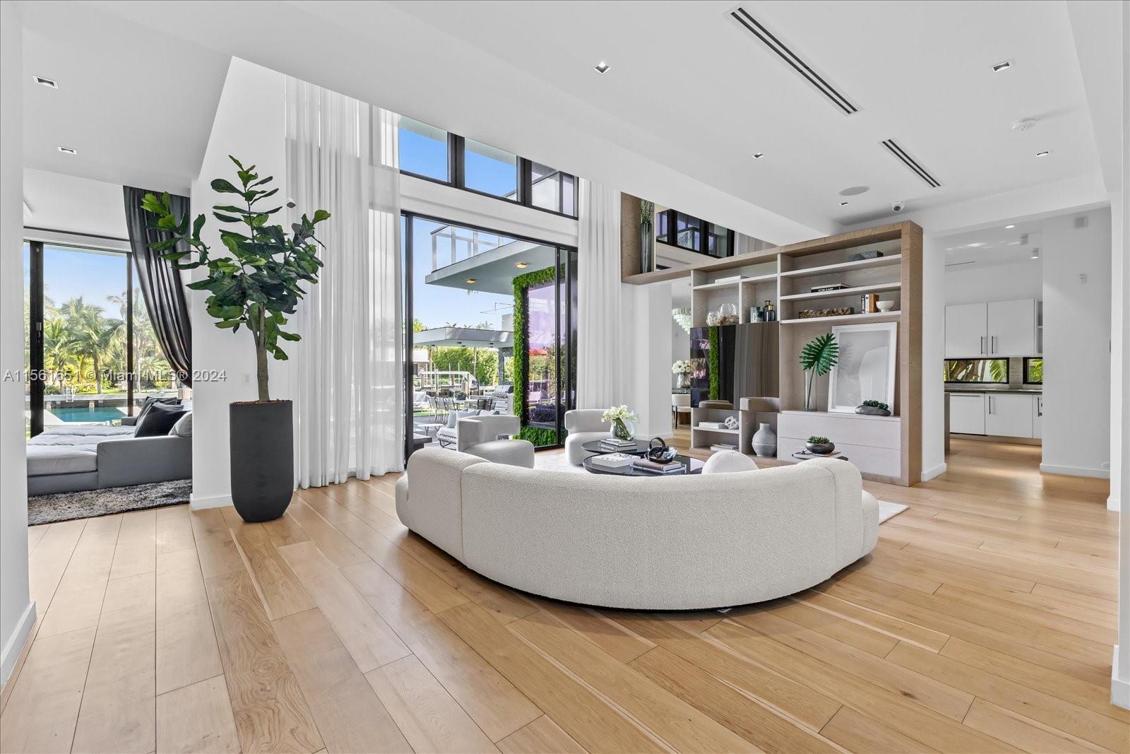 MID GOLF EXTENSION SUB - Residential