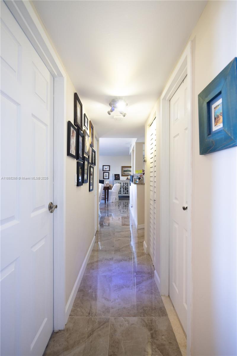 PLAZA 15 CONDO - Residential