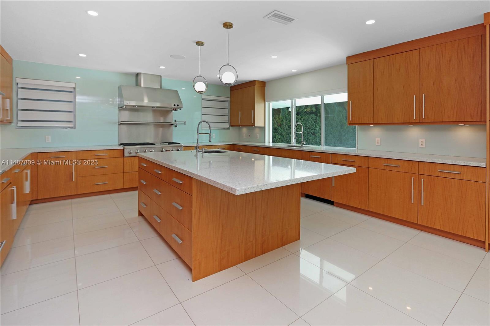 REM FOSTER & SANCHEZ TRAC - Residential