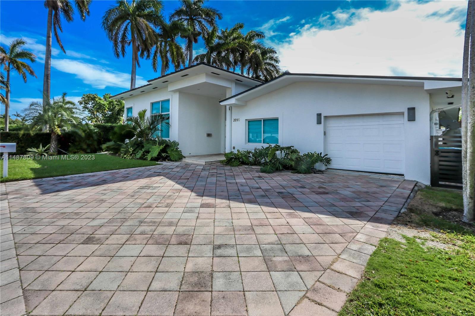 REM FOSTER & SANCHEZ TRAC - Residential