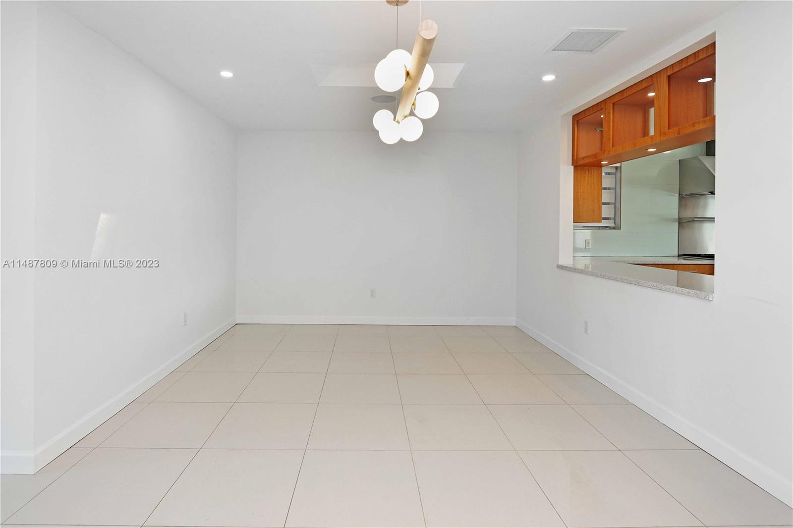 REM FOSTER & SANCHEZ TRAC - Residential