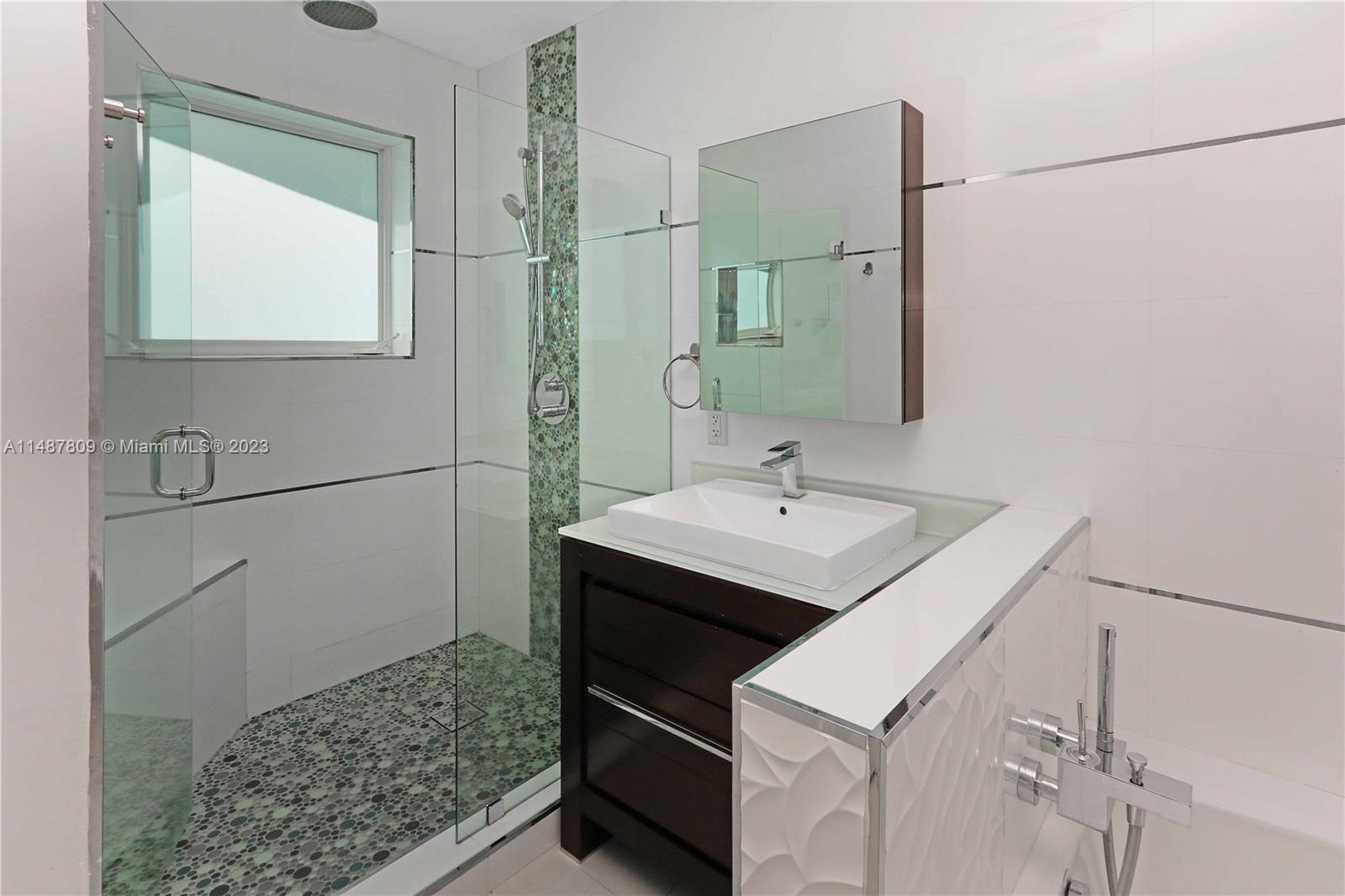 REM FOSTER & SANCHEZ TRAC - Residential