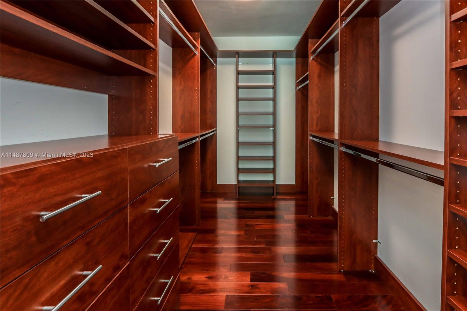 REM FOSTER & SANCHEZ TRAC - Residential