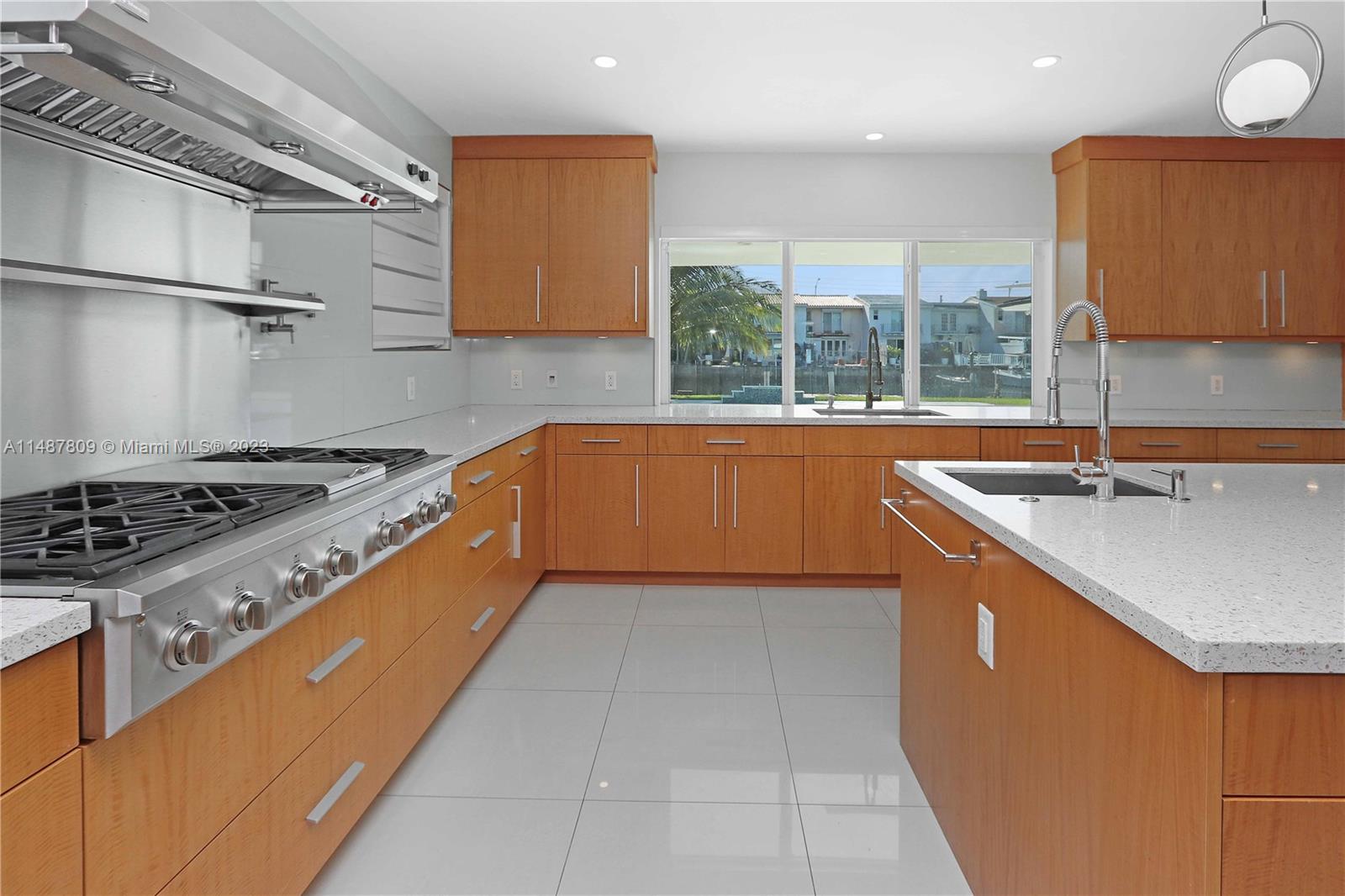 REM FOSTER & SANCHEZ TRAC - Residential