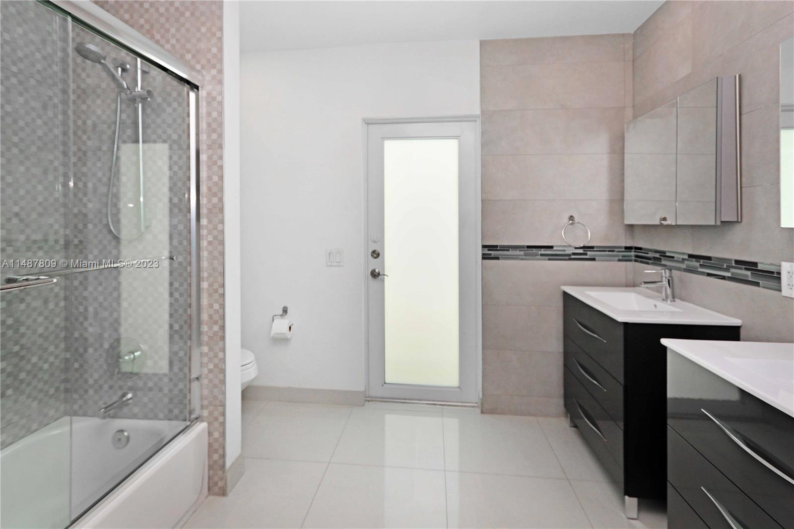 REM FOSTER & SANCHEZ TRAC - Residential