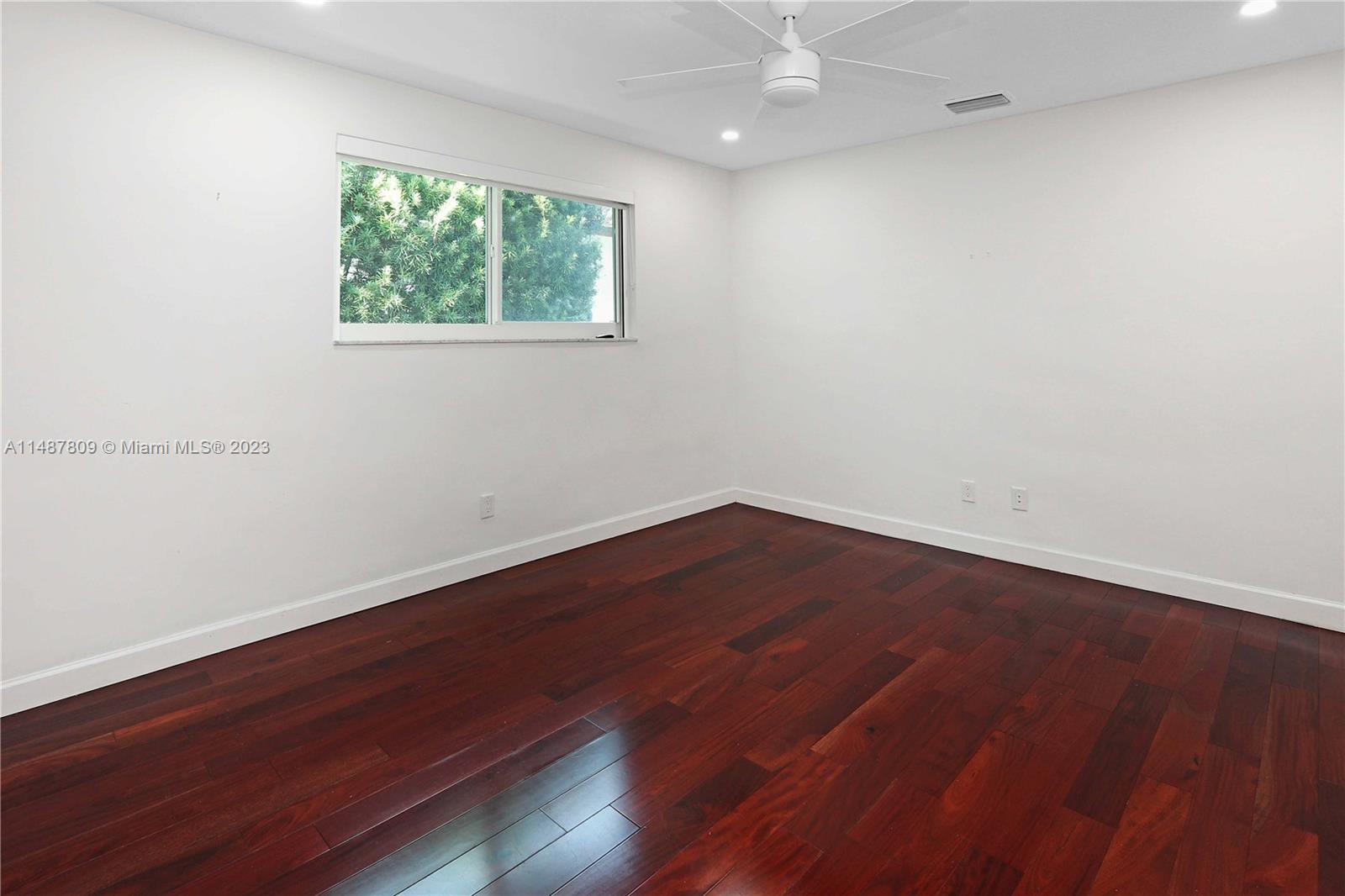 REM FOSTER & SANCHEZ TRAC - Residential