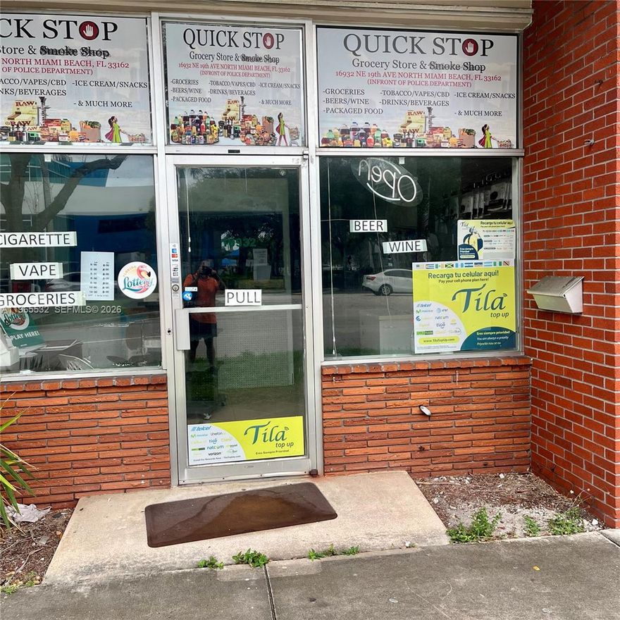 Great opportunity to own your business. It was previously a grocery store it has coolers and shelving included in the sale. You will need to reestablish the licenses to get up and running, Across from NMB City Hall. Excellent potential to increase revenue. Don't miss out on this opportunity. Monthly rent is $2300